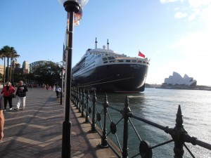 A  great shot of the QM2 in Sydney